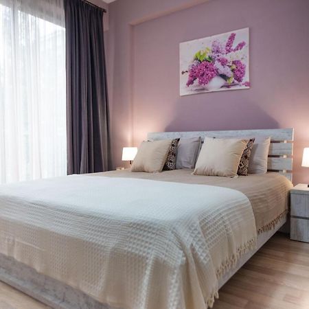 Gg Home - Cozy 2-Bedroom Apartment On Givi Kartozia Tbilisi Exterior foto