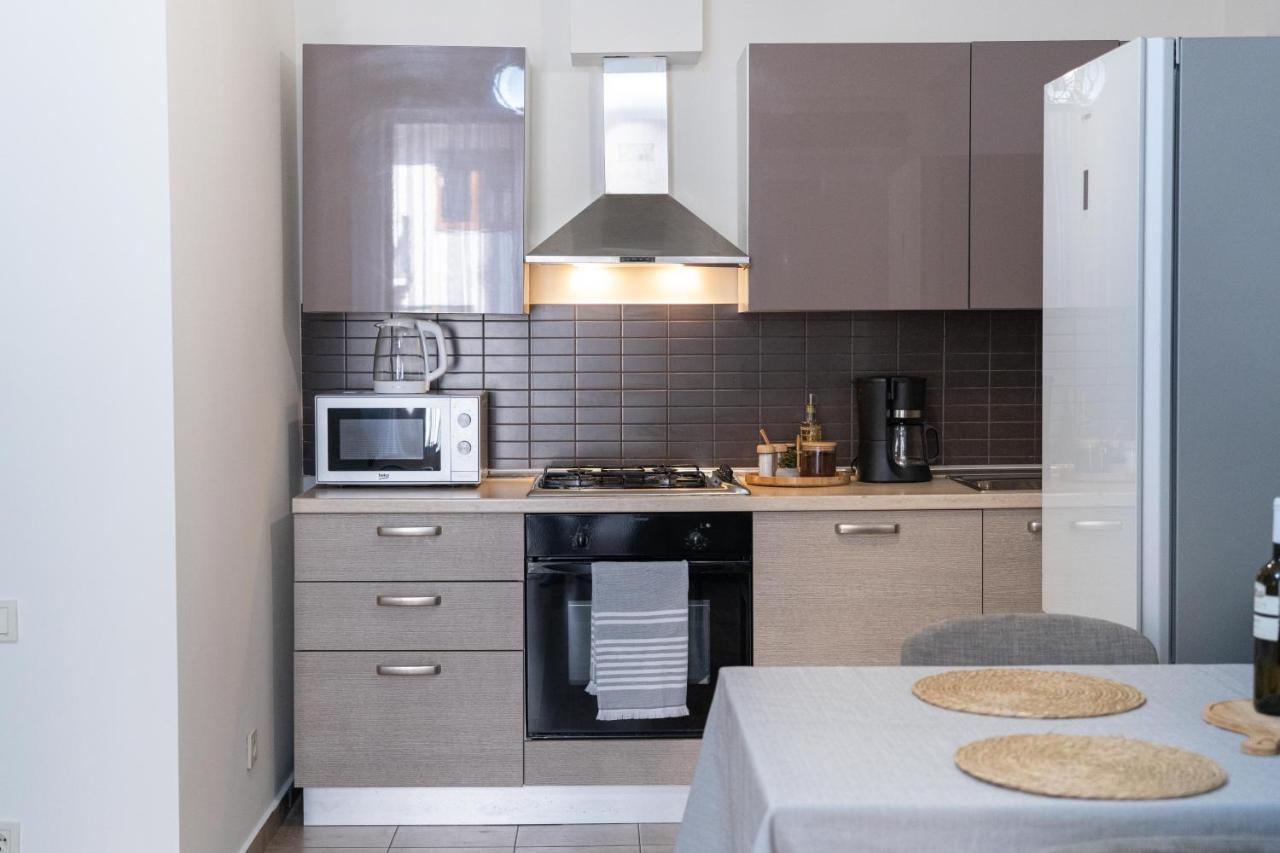 Gg Home - Cozy 2-Bedroom Apartment On Givi Kartozia Tbilisi Exterior foto